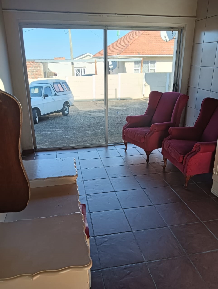 To Let 1 Bedroom Property for Rent in Sunnyridge Eastern Cape